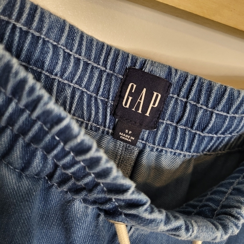 GAP High Rise Denim Joggers Size Small - Picture 6 of 9